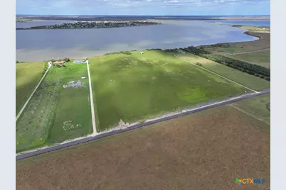 7 Shoreline Lane, Port Lavaca, TX 77979 - Photo 11