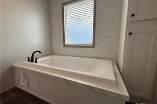 4929 Bronco Rdg, San Marcos, TX 78666 - Photo 19