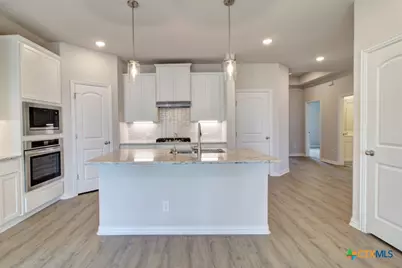 1840 Heritage Maples, New Braunfels, TX 78132 - Photo 9