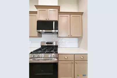 112 Raindance Court, Victoria, TX 77904 - Photo 5