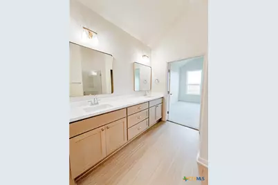 112 Raindance Court, Victoria, TX 77904 - Photo 17