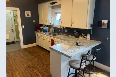 408 Hubbard Street, Yoakum, TX 77995 - Photo 7