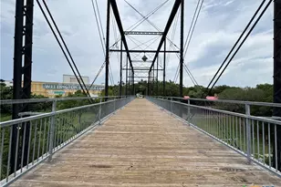 737 Milestone Pk, New Braunfels, TX 78130 - Photo 13