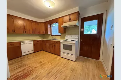 601 S 9th Street, Seadrift, TX 77983 - Photo 11