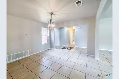 1810 Freedom Loop, Belton, TX 76513 - Photo 5