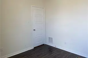 2078 Wind Chime Wy, New Braunfels, TX 78130 - Photo 19