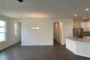 2078 Wind Chime Wy, New Braunfels, TX 78130 - Photo 7