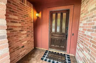 307 Bramble Bush Ln, Victoria, TX 77904 - Photo 3