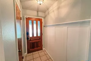 307 Bramble Bush Ln, Victoria, TX 77904 - Photo 5