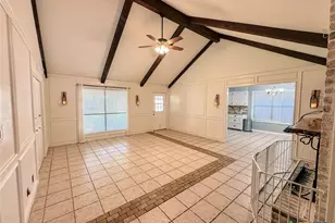 307 Bramble Bush Ln, Victoria, TX 77904 - Photo 7