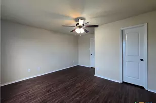 292 Rosalie Dr, New Braunfels, TX 78130 - Photo 13