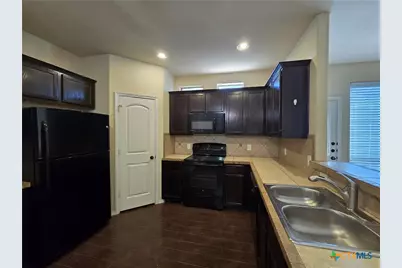 292 Rosalie Drive, New Braunfels, TX 78130 - Photo 5