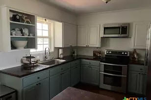 8652 State Hwy 111 E, Yoakum, TX 77995 - Photo 7