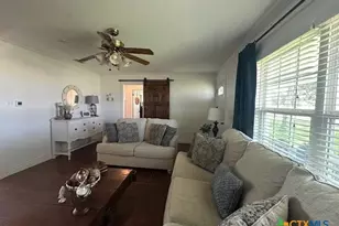 8652 State Hwy 111 E, Yoakum, TX 77995 - Photo 33