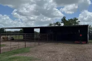 8652 State Hwy 111 E, Yoakum, TX 77995 - Photo 19