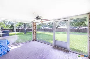 113 Tanglewood Trail, Gonzales, TX 78629 - Photo 13