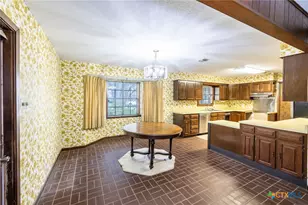 113 Tanglewood Trail, Gonzales, TX 78629 - Photo 7