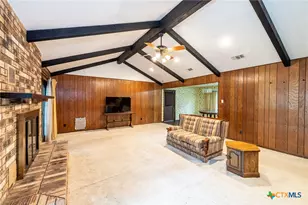 113 Tanglewood Trail, Gonzales, TX 78629 - Photo 5