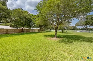 113 Tanglewood Trail, Gonzales, TX 78629 - Photo 15