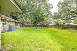 113 Tanglewood Trail, Gonzales, TX 78629 - Photo 23