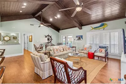 2133 W Maple Street, Port O'Connor, TX 77982 - Photo 11