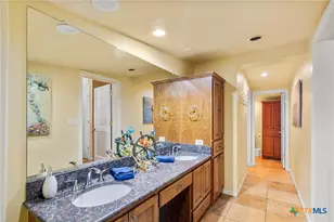 2133 W Maple St, Port O'Connor, TX 77982 - Photo 33