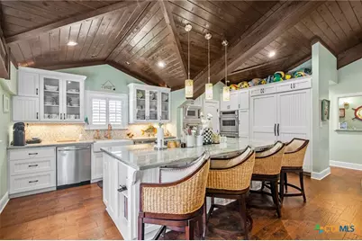 2133 W Maple Street, Port O'Connor, TX 77982 - Photo 5