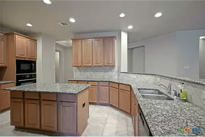 854 Santa Cruz, New Braunfels, TX 78132 - Photo 21