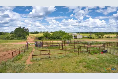 12119 W Highway 29, Llano, TX 78643 - Photo 19