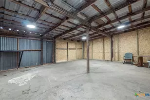 340 Frazier Ln, Burnet, TX 78611 - Photo 13