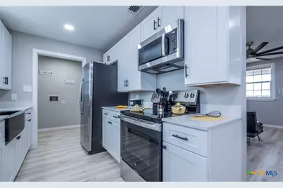 340 Frazier Lane, Burnet, TX 78611 - Photo 5