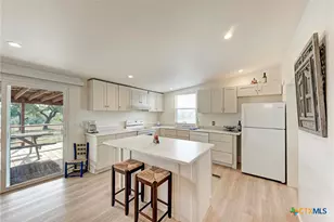 1395 Mountain Creek Rd, Marble Falls, TX 78654 - Photo 27