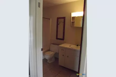 303 E Avenue A, Copperas Cove, TX 76522 - Photo 9