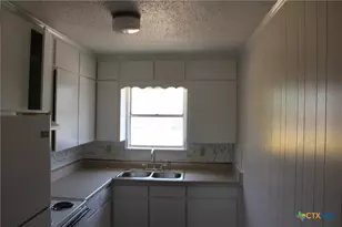 307 E Avenue A, Copperas Cove, TX 76522 - Photo 11