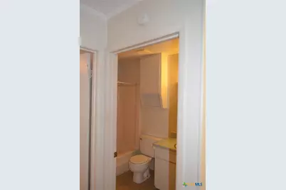 307 E Avenue A, Copperas Cove, TX 76522 - Photo 5