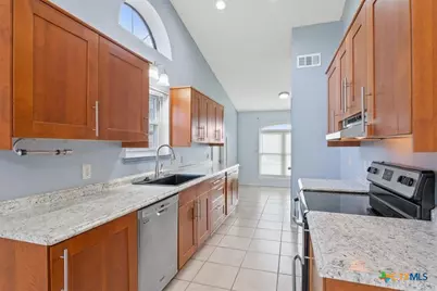 2006 Longmeadow Road, Harker Heights, TX 76548 - Photo 5