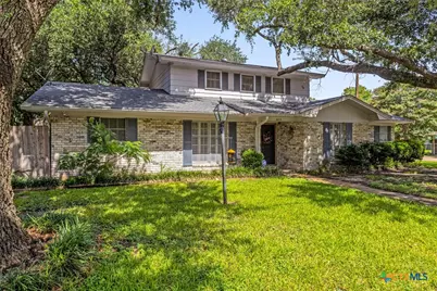 1604 N Cleveland Avenue, Cameron, TX 76520 - Photo 3