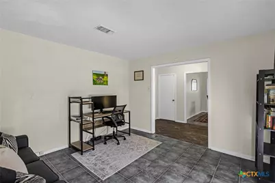 1604 N Cleveland Avenue, Cameron, TX 76520 - Photo 11