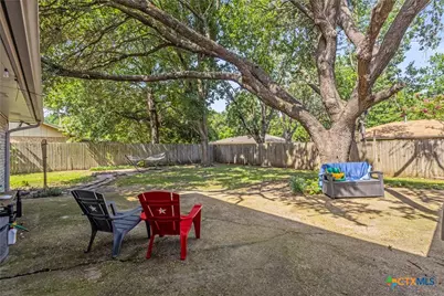 1604 N Cleveland Avenue, Cameron, TX 76520 - Photo 37