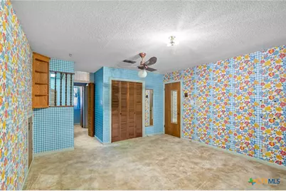 1101 Clark Street, Yoakum, TX 77995 - Photo 35