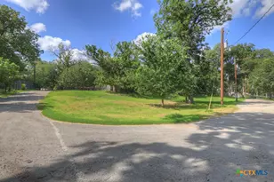 1150 Ethel, Seguin, TX 78155 - Photo 11