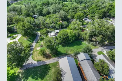 1150 Ethel, Seguin, TX 78155 - Photo 23