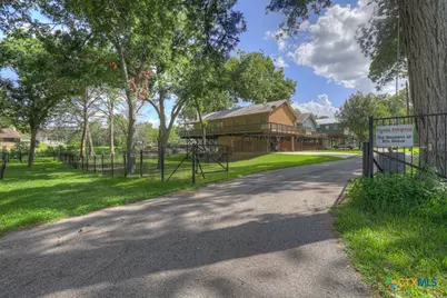 1155 Ethel, Seguin, TX 78155 - Photo 3