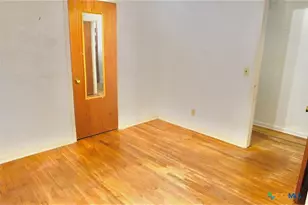 141 Jackson, Elgin, TX 78621 - Photo 31