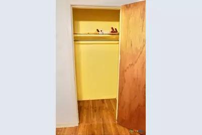 141 Jackson, Elgin, TX 78621 - Photo 21