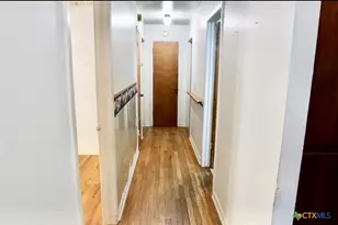 141 Jackson, Elgin, TX 78621 - Photo 23