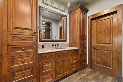 556 Cliff View Loop, Harper, TX 78631 - Photo 23