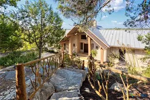 556 Cliff View Loop, Harper, TX 78631 - Photo 7