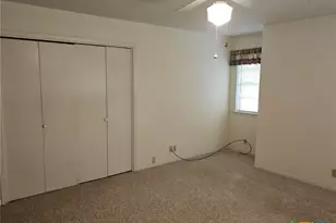 601 N Rhomberg St, Burnet, TX 78611 - Photo 35