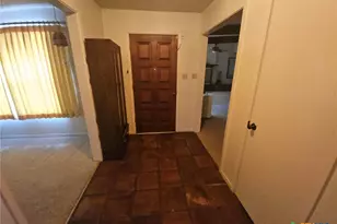 601 N Rhomberg St, Burnet, TX 78611 - Photo 9